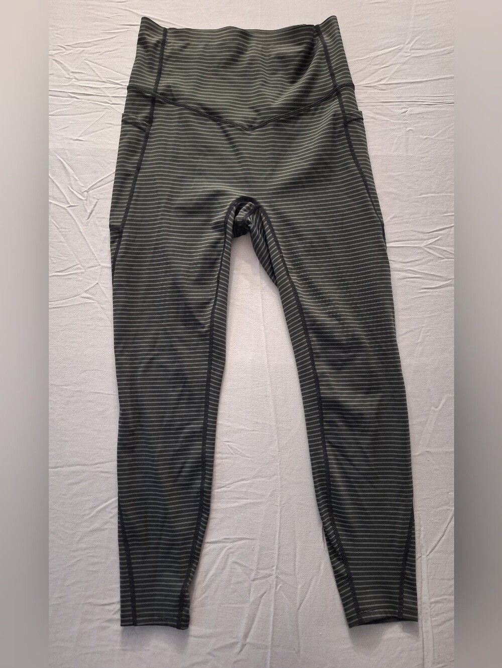 Halara High Waisted Tummy Control Stripe Yoga 7/8 Length Leggings Pockets Medium